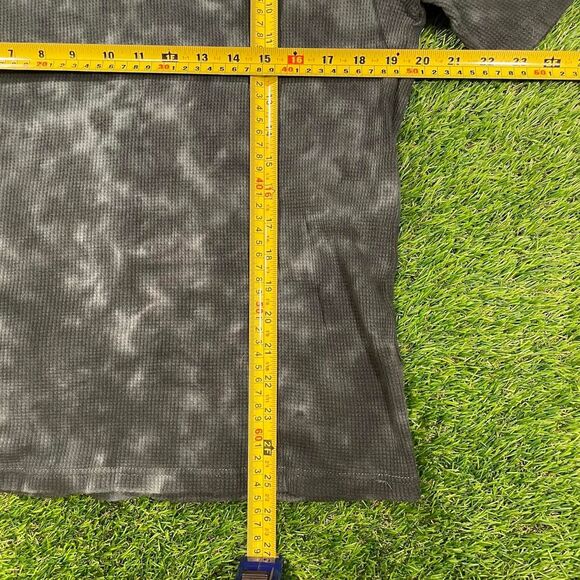 Everlane green tie-dye organic cotton thermal waffle short sleeve t-shirt (S) - Picture 4 of 4